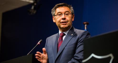 رئيس برشلونة: فاوضنا أتلتيكو لضم جريزمان.. وأعرف مصير دي ليخت